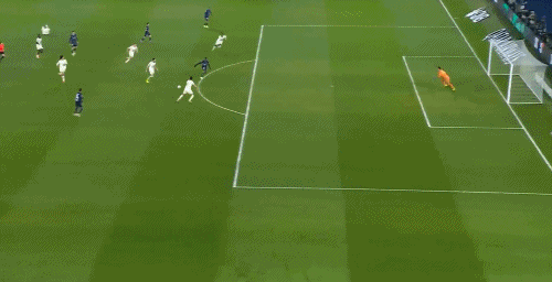 登贝莱:第二球?本想停球后立即射门但没控好球临时换的左脚