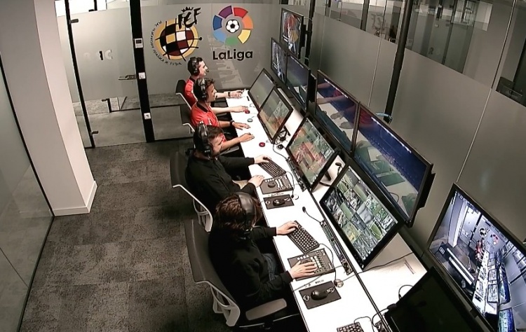 世界杯数据分析-VAR的划线为啥这么歪，中国女足的进球真的不越位？