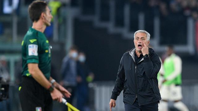 世界杯直播下载-穆里尼奥：评裁判就会停赛 中卫：房子大点球遭漏判