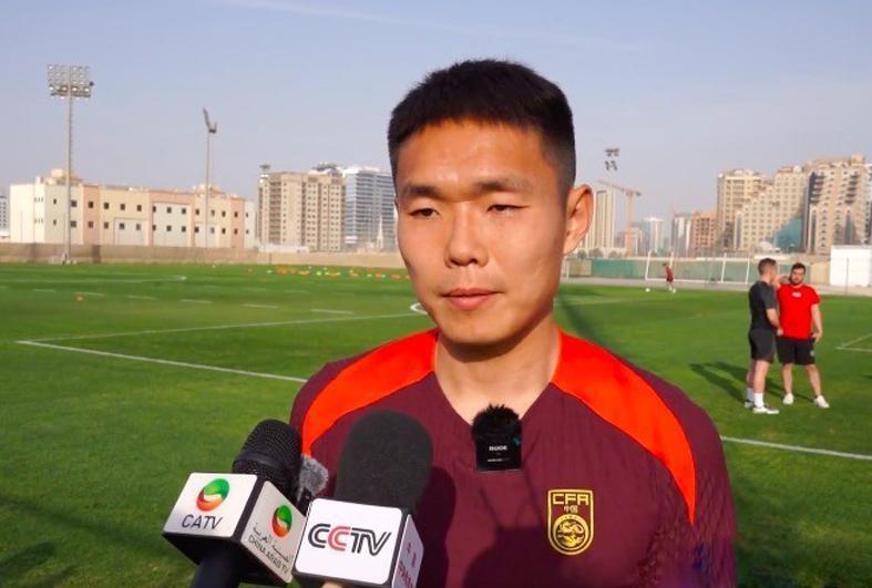 世界杯直播下载-邵佳一挺固执！王上源腰部不适 球迷力推荐7大悍腰 依木兰不补招