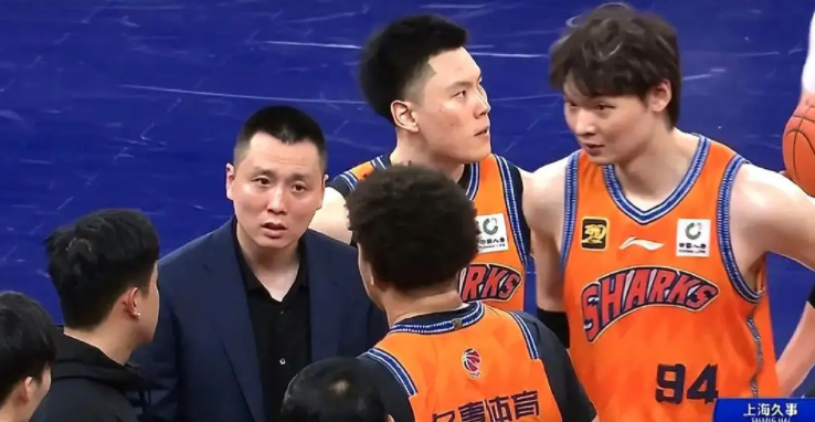 世界杯直播下载-盘点CBA新秀第一年就成球队老大的3位现役球员（第二期）