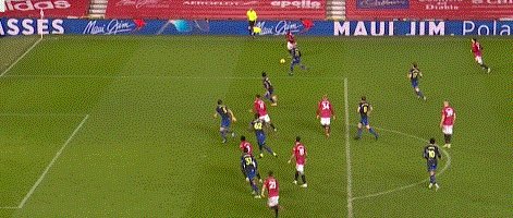 世界杯数据分析-【英超】79秒红牌 马夏尔双响 B费1射2传 曼联9比0