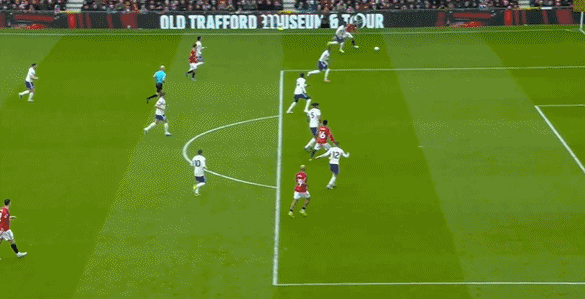 世界杯官方平台入口-热闻|谢什科5战4球，B费破27年神迹！曼联复仇维拉，稳守积分榜前三|卡塞米罗|库尼亚|英超联赛|萨迪奥-迪亚洛|阿斯顿维拉_新浪新闻