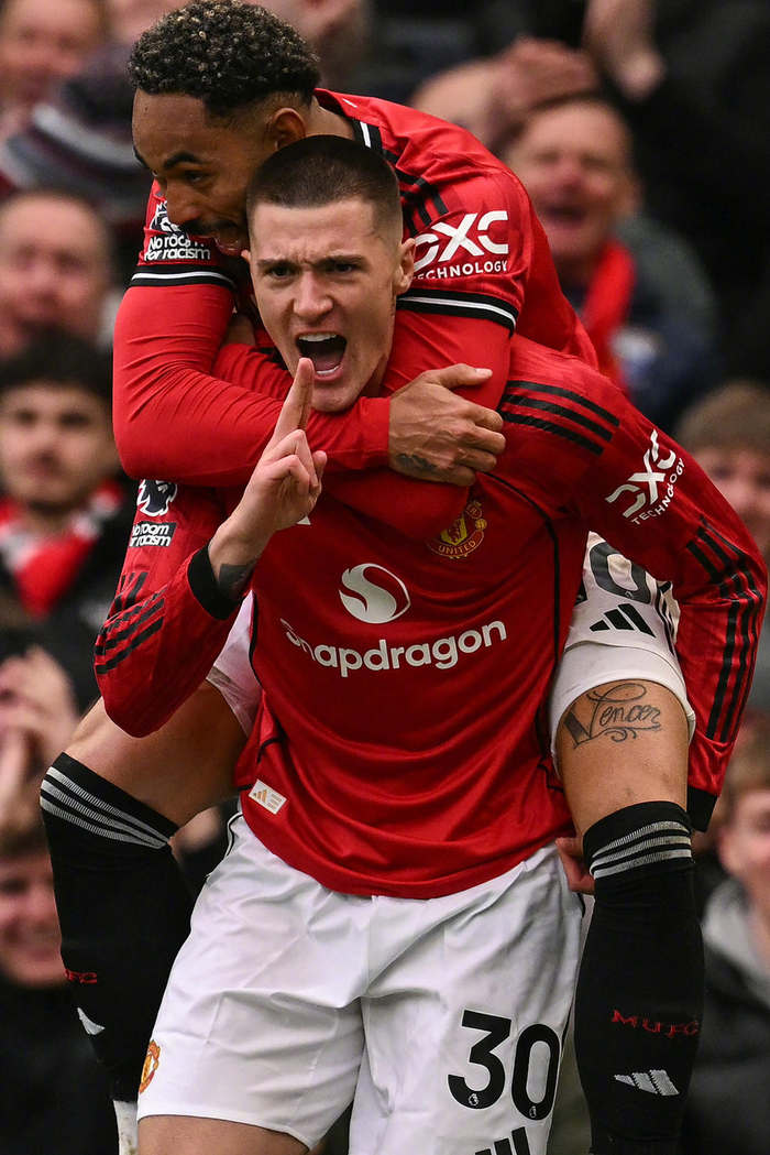 世界杯官方平台入口-热闻|谢什科5战4球，B费破27年神迹！曼联复仇维拉，稳守积分榜前三|卡塞米罗|库尼亚|英超联赛|萨迪奥-迪亚洛|阿斯顿维拉_新浪新闻